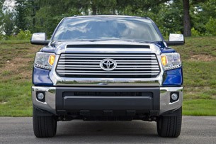 2014 Toyota Tundra front view