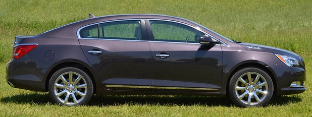 2014 Buick LaCrosse side view