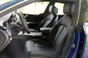 2014 Audi RS7 front seats