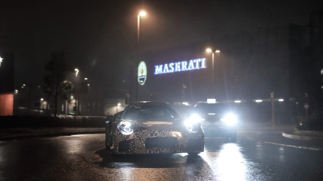 2020 - [Maserati] MC20 Maserati-sports-car-spy-shots2