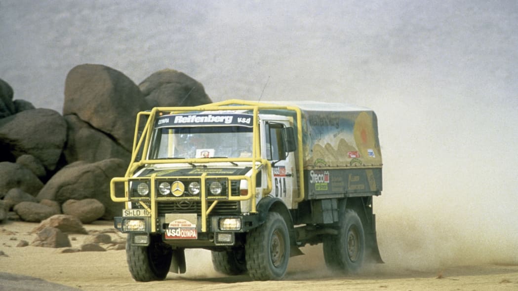 Dakar Rally adds Classic category for 2021 | Autoblog