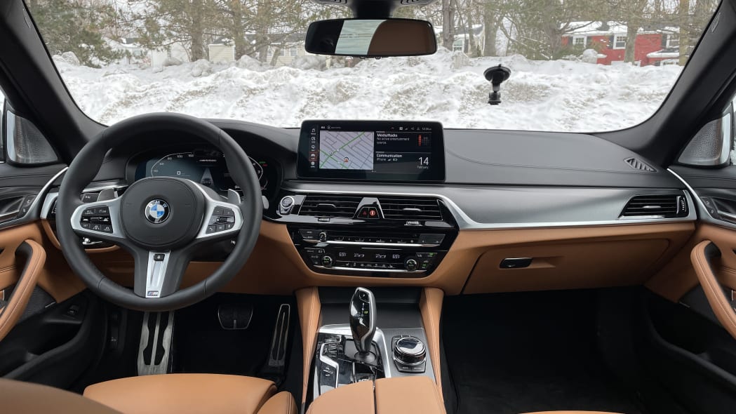 2021 BMW M550i xDrive interior Photo Gallery