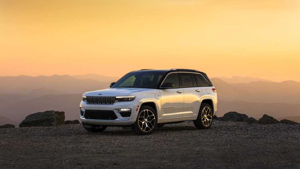 All-new 2022 Jeep® Grand Cherokee Summit Reserve