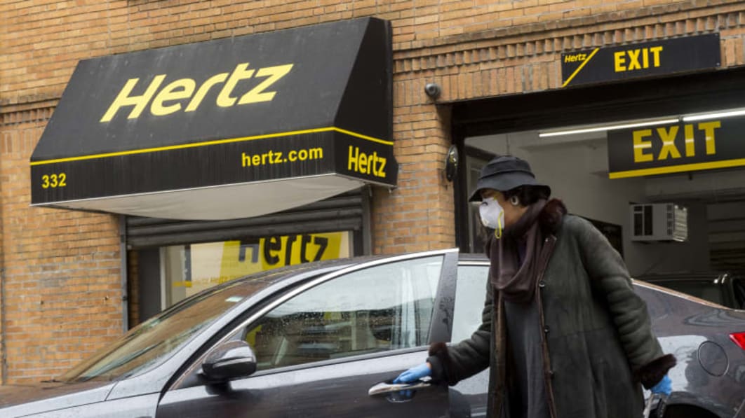 Coronavirus leaves Hertz in massive debt, triggers 10,000 layoffs