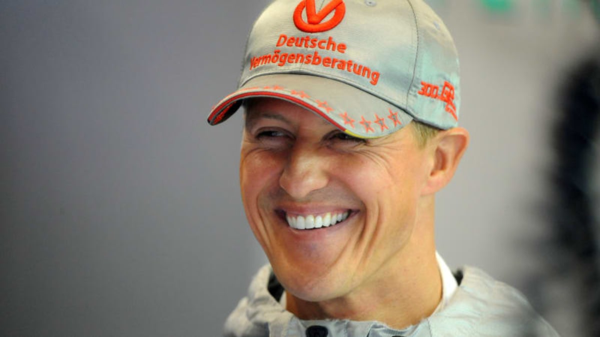 F1 champion Michael Schumacher getting 'secret treatment' in Paris ...