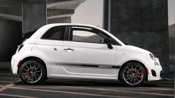19 Fiat 500 Abarth Review Performance Handling Styling Autoblog