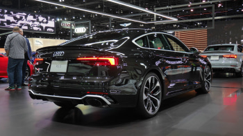 Audi Rs 5 Panther Edition Rocks Deep Purple And A Feline