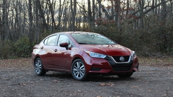 2020 Nissan Versa Review Price Specs Features And Photos
