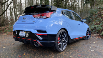 How Do Child Seats Fit In The 2019 Hyundai Veloster N Autoblog