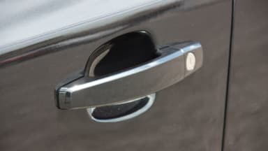 Does Keyless Entry Make Sense ? Here's Why Not