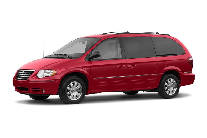 2005 Chrysler Town \u0026 Country Specs and 