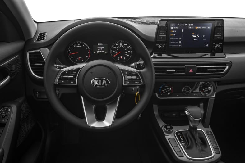 2021 Kia Seltos LX 4dr All-wheel Drive Pictures