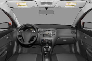 08 Kia Rio5 Vs 08 Saturn Astra And 15 Honda Civic Interior Photos Autoblog