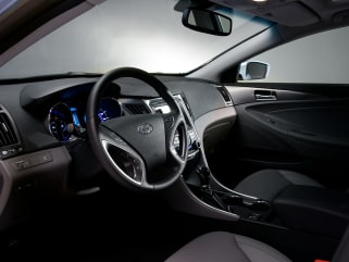2012 Hyundai Sonata Hybrid Vs 2012 Ford Fusion Hybrid And