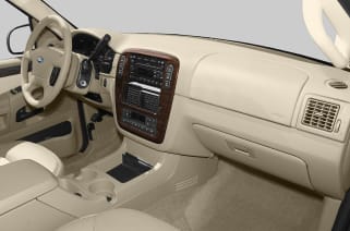 2004 Gmc Envoy Vs 2004 Ford Explorer And 2004 Ford