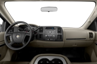 2014 Gmc Sierra 2500hd Vs 2014 Chevrolet Silverado 2500hd And 2014 Chevrolet Silverado 3500hd Interior Photos