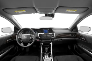 2017 Honda Accord Hybrid Vs 2017 Toyota Avalon Hybrid And