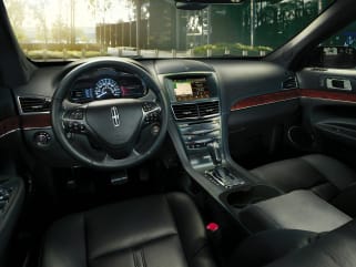 2018 Lincoln Mkt Vs 2018 Infiniti Qx60 And 2018 Lexus Lx 570
