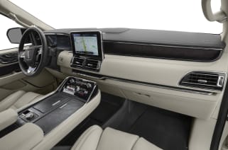 2019 Lincoln Navigator L Vs 2019 Cadillac Escalade Esv And