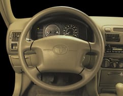 2000 Toyota Corolla vs 2000 Suzuki Esteem and 2019 Honda Accord  Interior  Photos