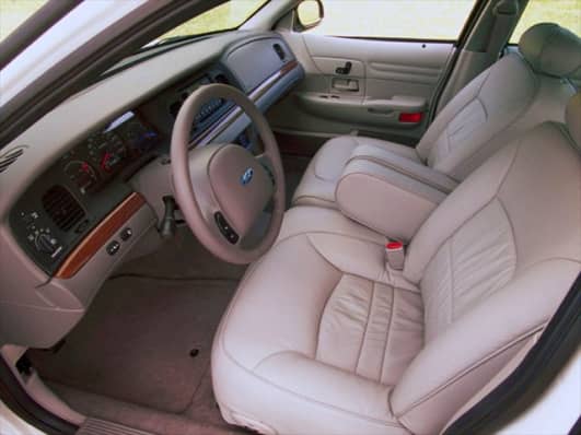 2001 Ford Crown Victoria Base 4dr Sedan Specs And Prices