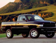 2000 Dodge Ram 1500 ST 4x2 Regular Cab  in. WB Truck: Trim Details,  Reviews, Prices, Specs, Photos and Incentives | Autoblog