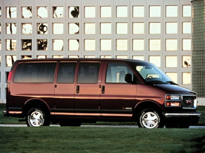 Gmc savana 2000