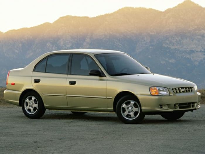 2002 Hyundai Accent GL 4dr Sedan Specs and Prices