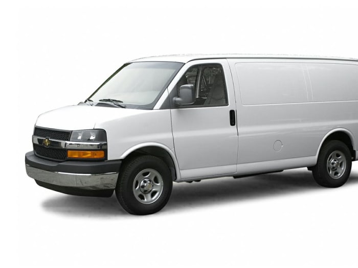 2005 Chevrolet Express Base Rear-Wheel Drive G2500 Cargo Van Specs and ...