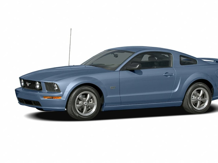 Ford Mustang v 2007