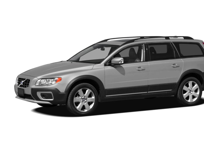 Volvo xc70 2011.