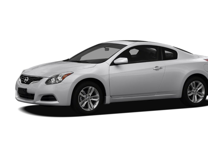 2011 Nissan Altima 3.5 SR 2dr Coupe Specs and Prices