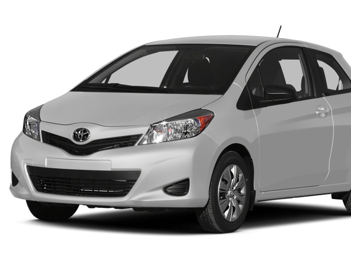 13 Toyota Yaris Pictures