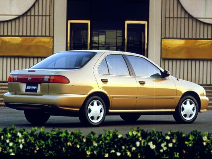 1994 Nissan Sentra 4 Dr