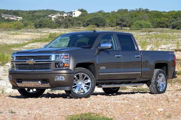 2014-Chevrolet-Silverado.jpeg