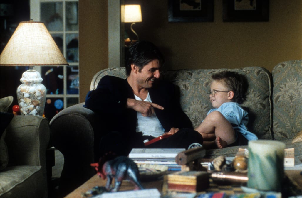 tom cruise picture with kid from jerry maguire