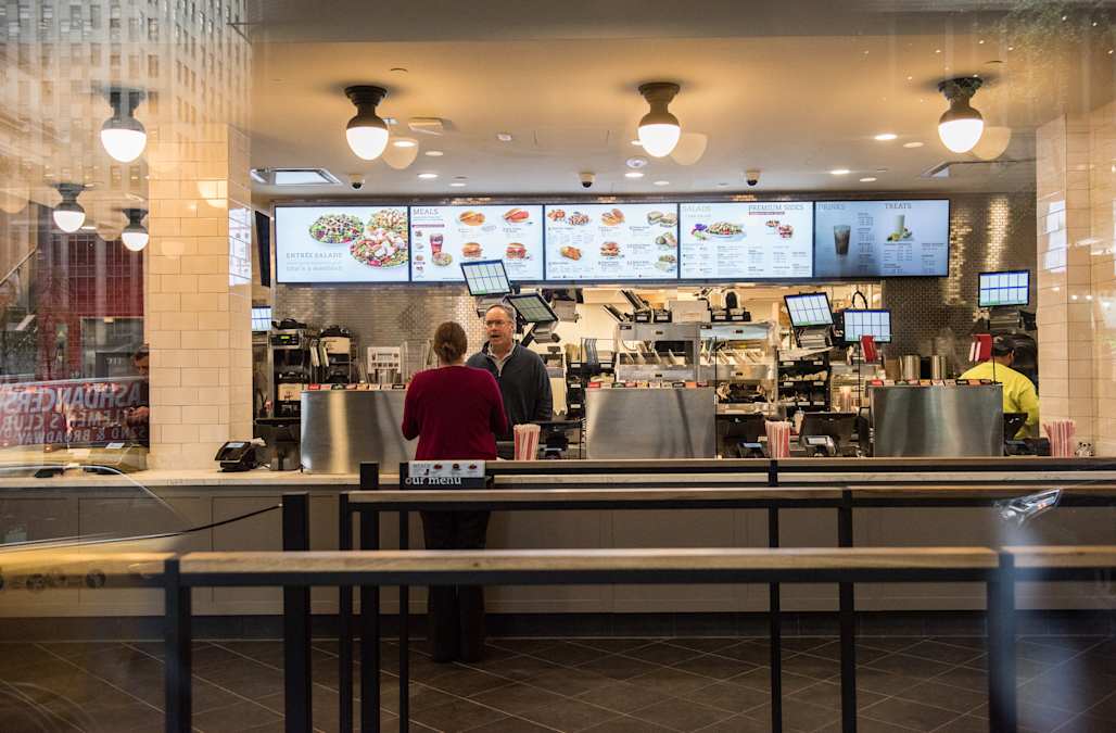 The 10 fast-food chains with the happiest customers - AOL