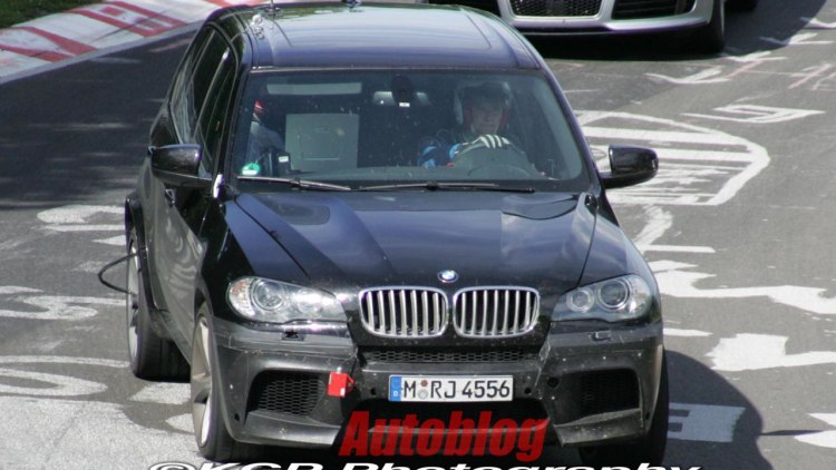 Spy Shots: Twin-turbo V8 BMW X5 Photo Gallery