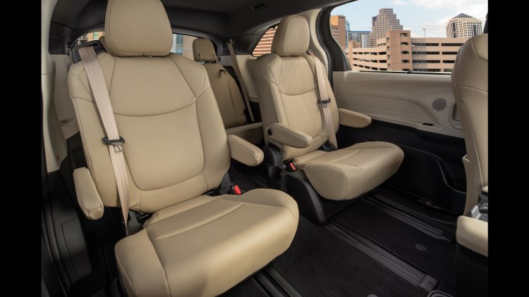 2021 Toyota Sienna Second-Row Seats Photo Gallery