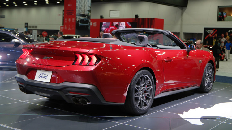    2024 Ford Mustang Gt Convertible Detroit Auto Show 01  