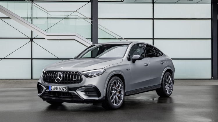 2025 Mercedes-AMG GLC 63 S E Performance Coupe Photo Gallery