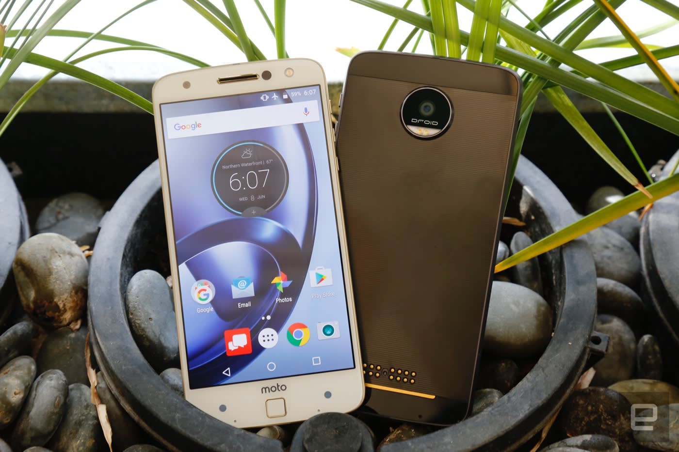 Moto Z Droid édition envoie des images originales à Google Photos gratuitement Moto Z Droid édition envoie des images originales à Google Photos gratuitement