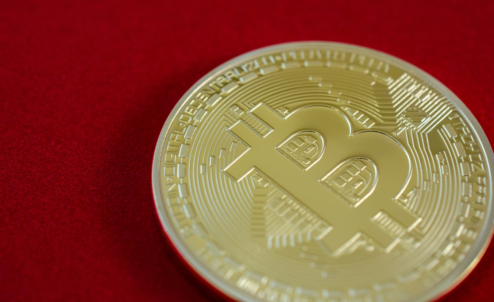 Experts think bitcoin's tech is the future of finance