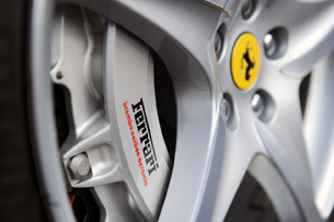 2013 Ferrari FF brakes