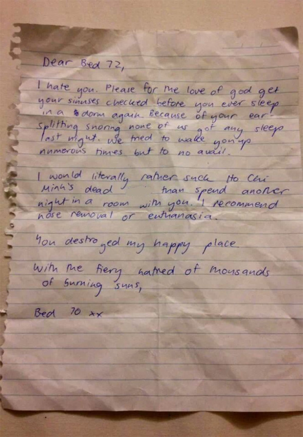 Backpacker leaves hilarious note for snoring traveller - AOL