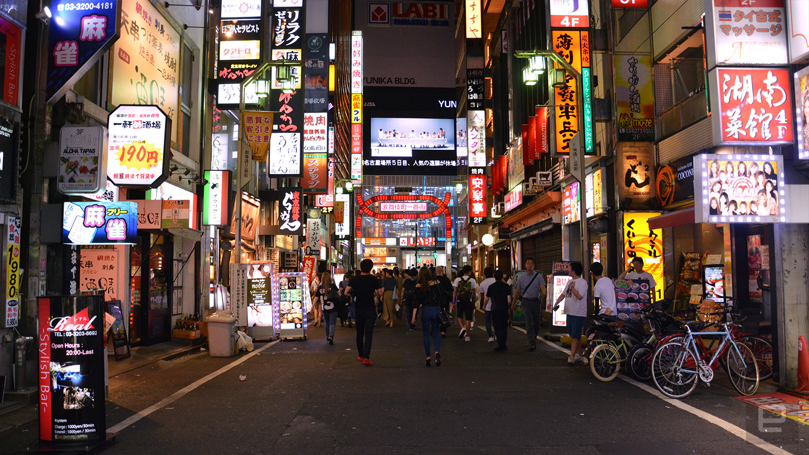 'Yakuza 6' makes Tokyo's red-light district virtually real