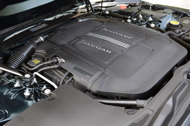 2015 Jaguar F-Type V6 S Coupe
