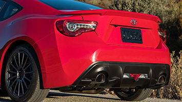 Incrementally Better Than Ever 17 Toyota 86 First Drive Autoblog