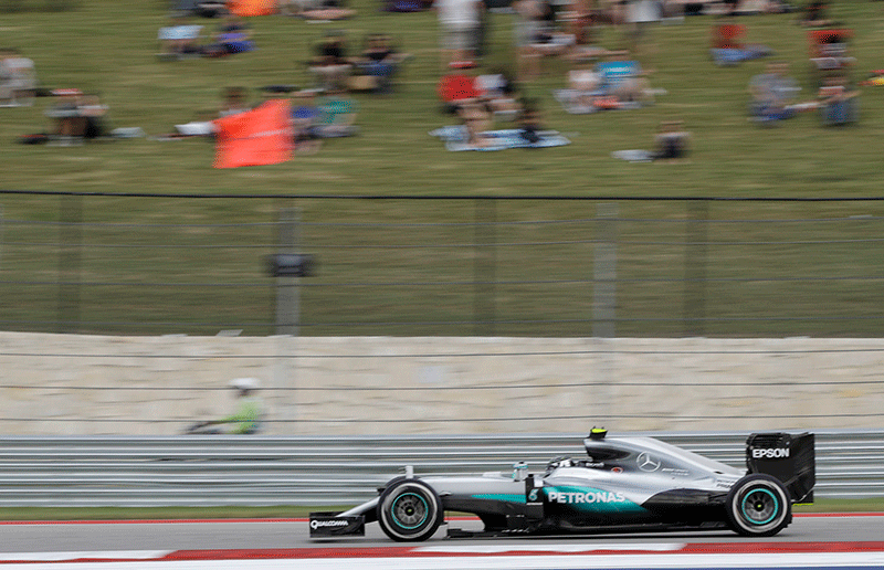 Mercedes driver Nico Rosberg, of Germany, steers his car during the Formula One U.S. Grand Prix auto race at the Circuit of the Americas, Sunday, Oct. 23, 2016, in Austin, Texas