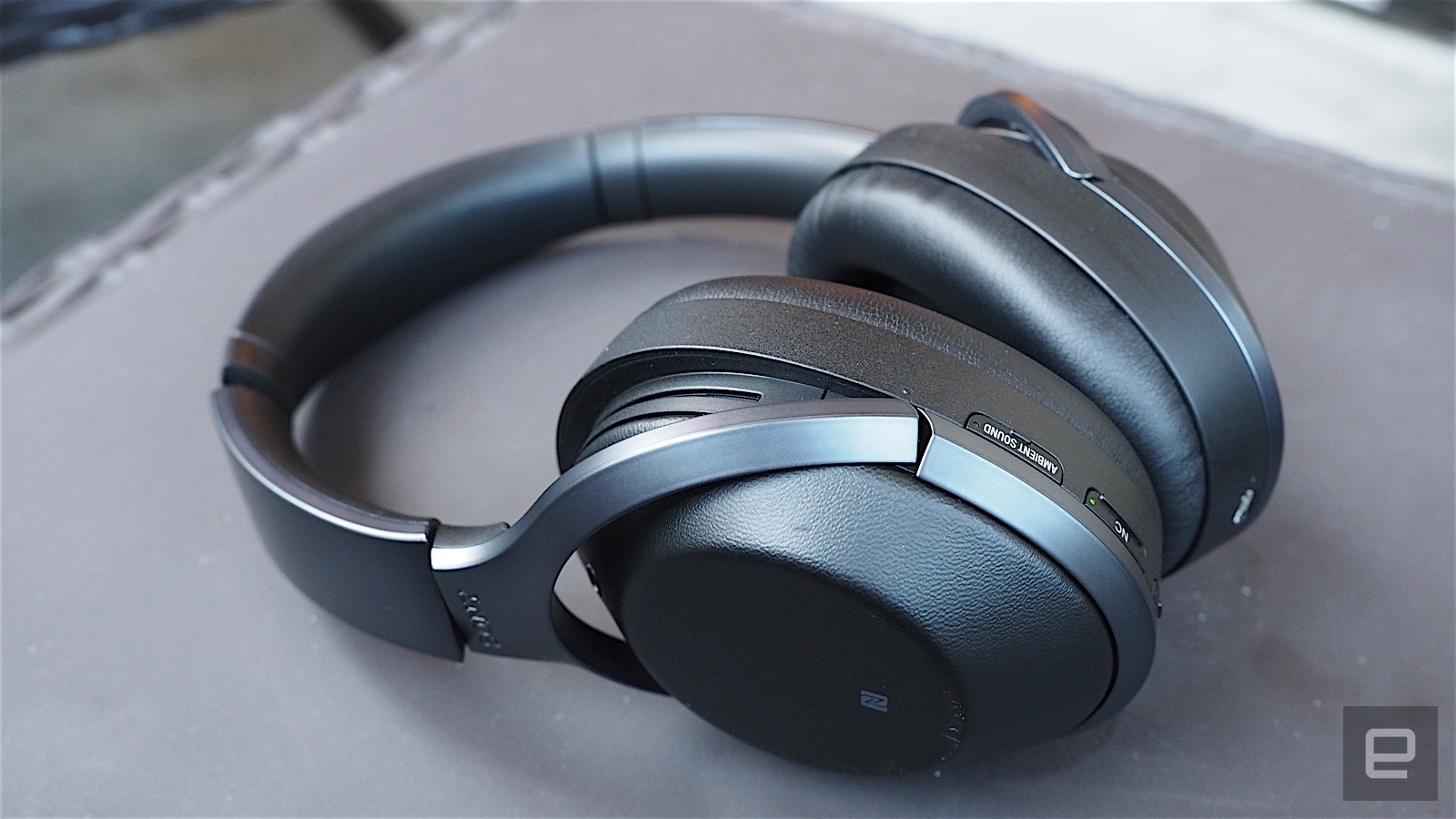 Sony's new noise-cancelling headphones block out the world | Engadget